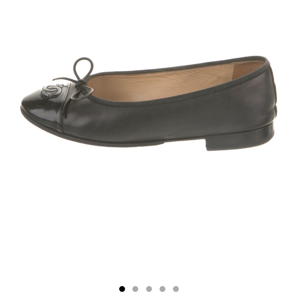 Chic Black Leather Ballet Flats